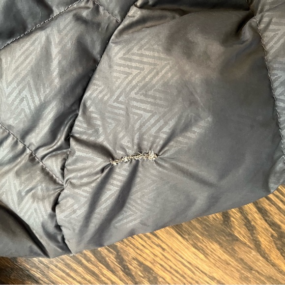 COPY - Kids North Face Down Winter Coat - Picture 3 of 8